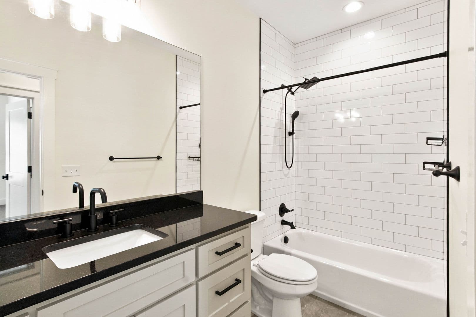 Fayetteville Apartment: 215 E Center St