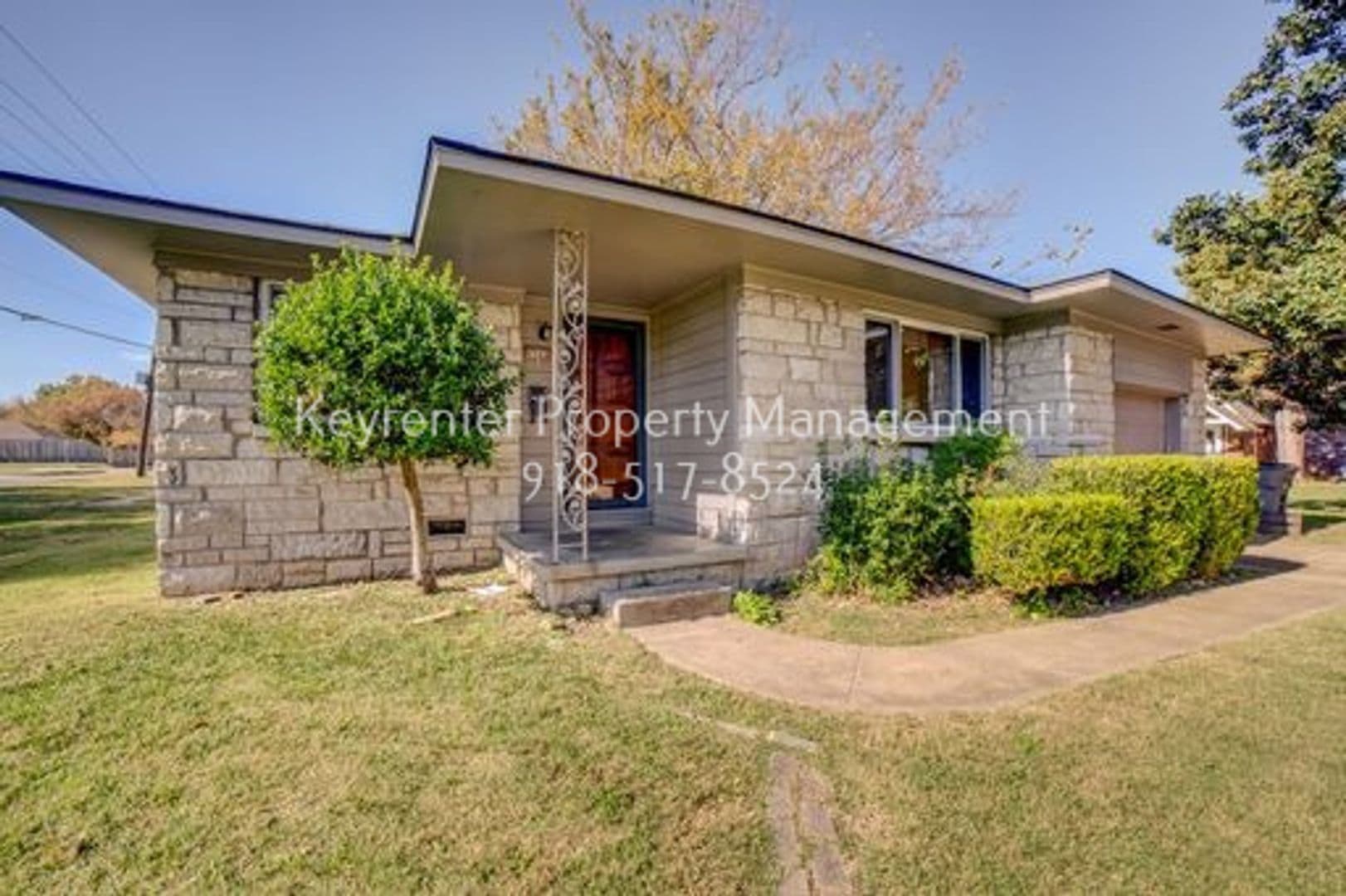 Tulsa House: 5548 S Owasso Ave
