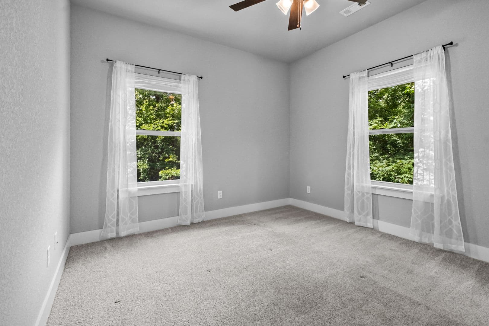 Bella Vista House: 14 Marionet Circle