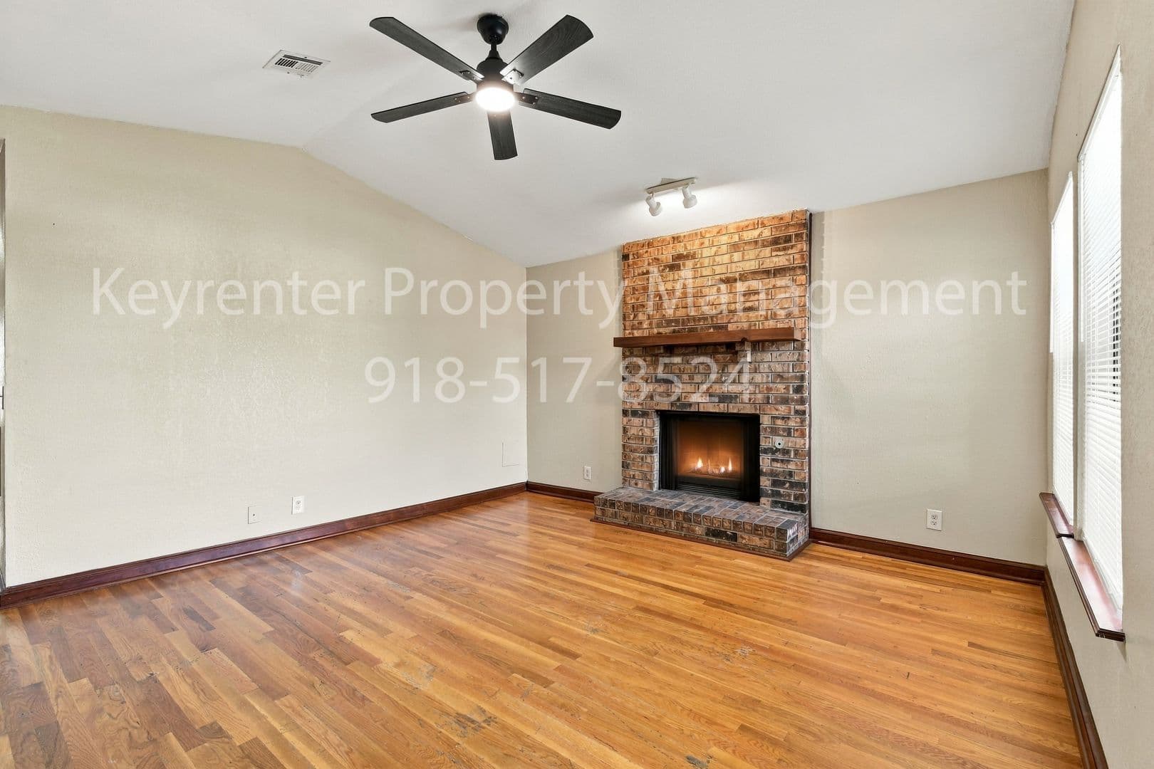 Broken Arrow House: 2505 E Princeton St