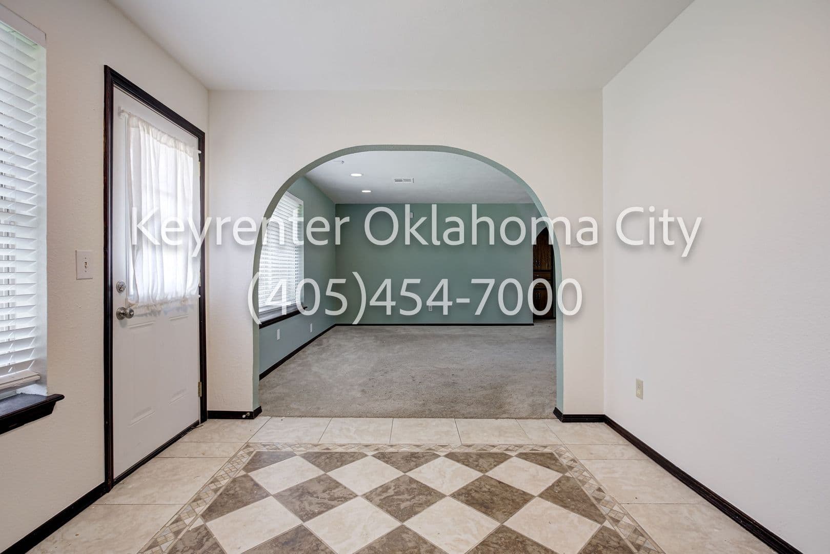 Oklahoma City House: 10912 N Blackwelder Ave