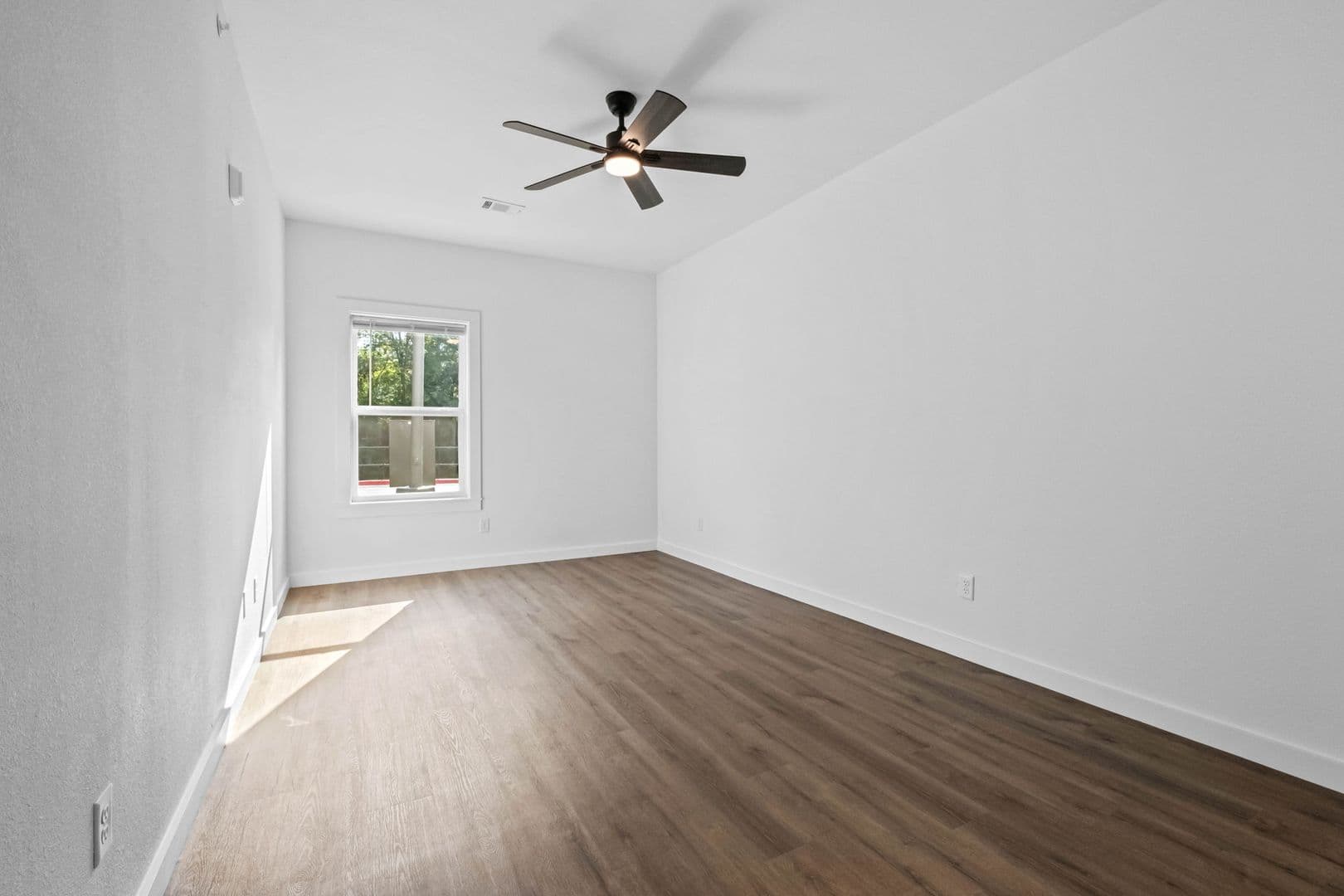 Fayetteville Apartment: 1096 S Bacardi Ave
