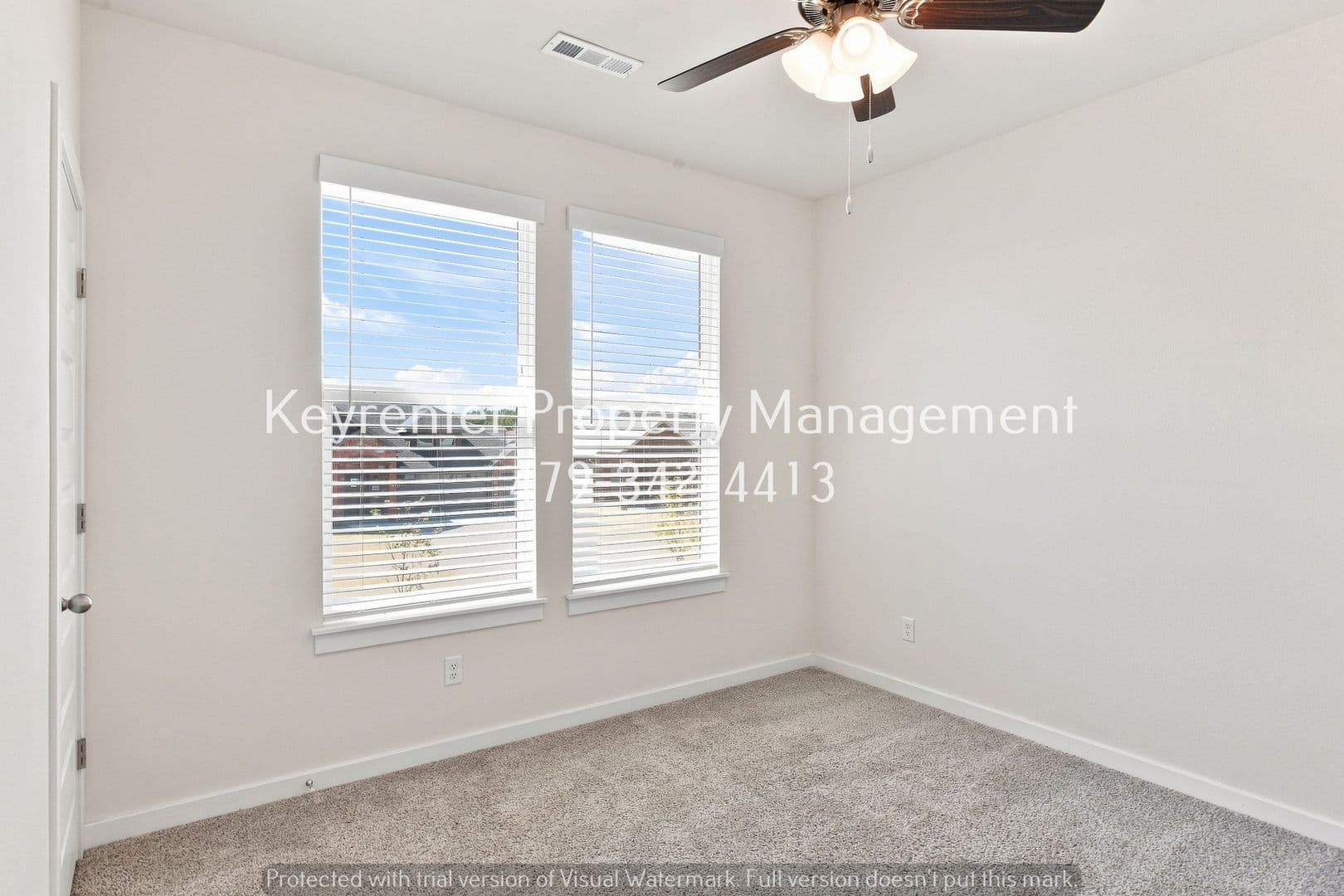 Fayetteville House: 4802 W Planetree St