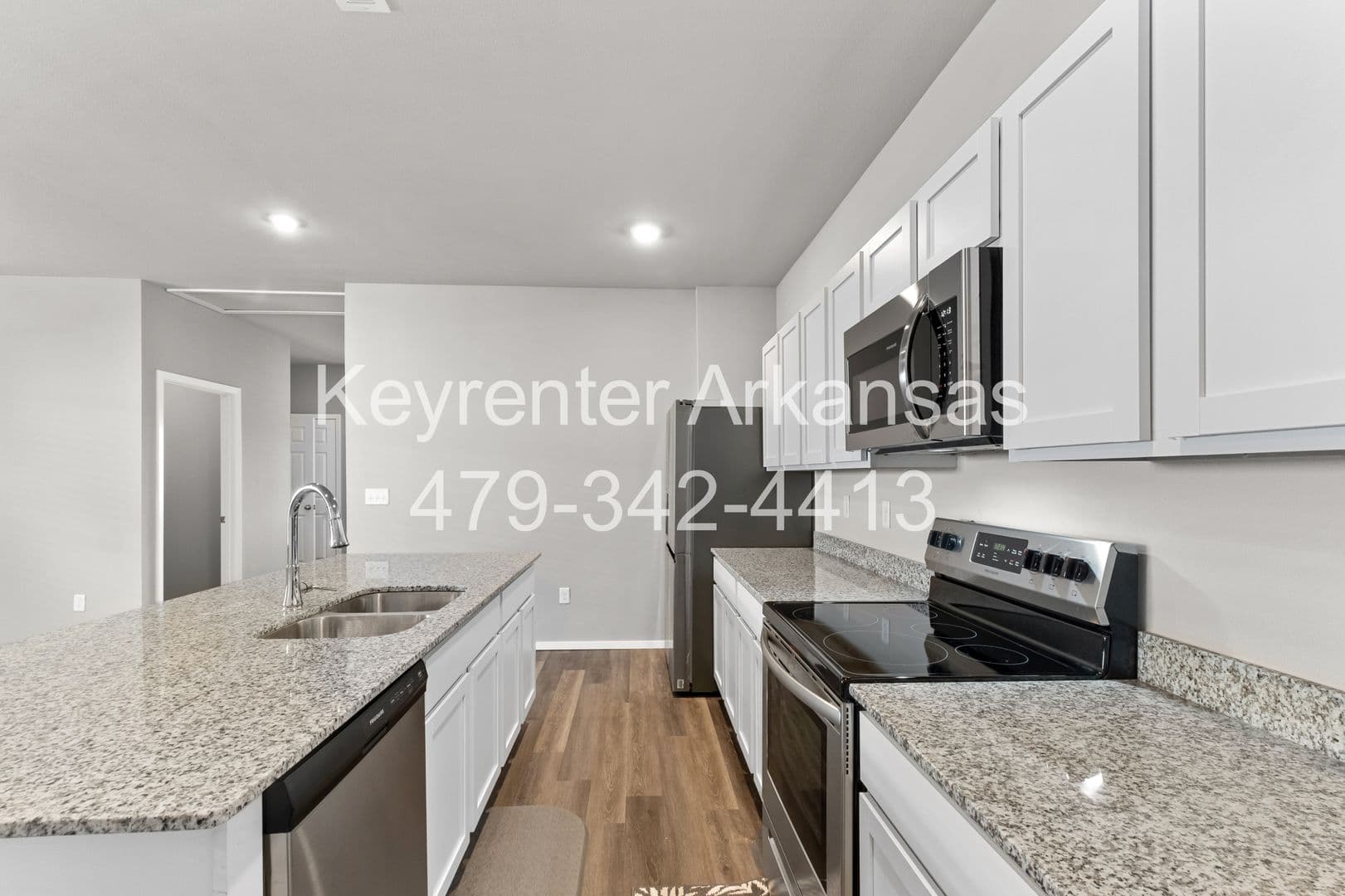 Fayetteville House: 920 S Morningside Dr