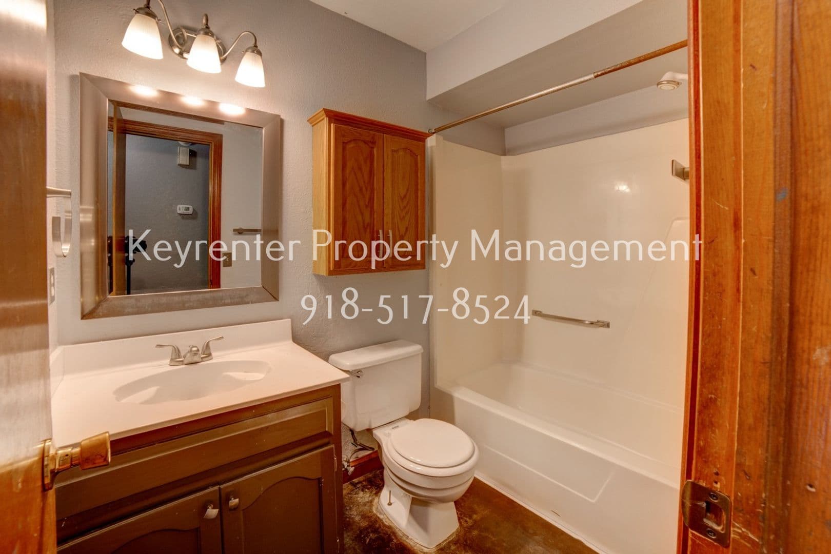 Broken Arrow House: 2505 E Princeton St