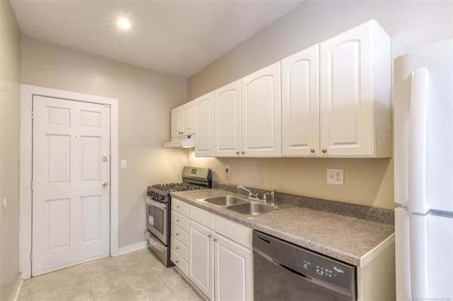 Tulsa Apartment: 1326 S Carthage Ave