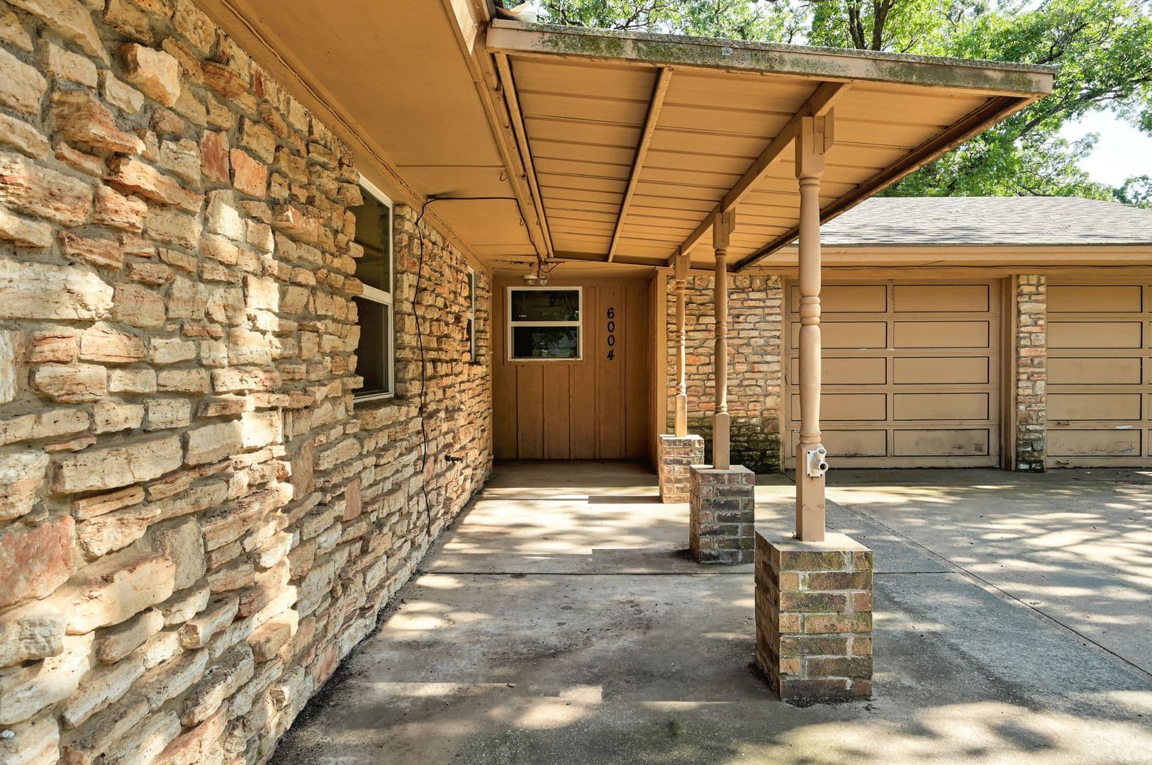 Oklahoma City House: 6004 NW 27th St
