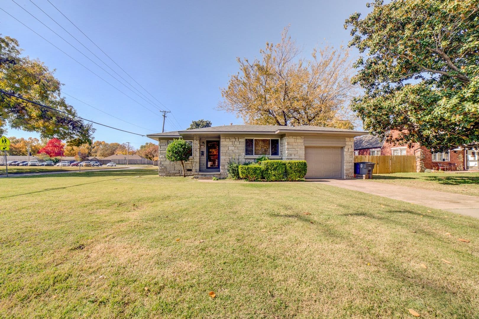 Tulsa House: 5548 S Owasso Ave