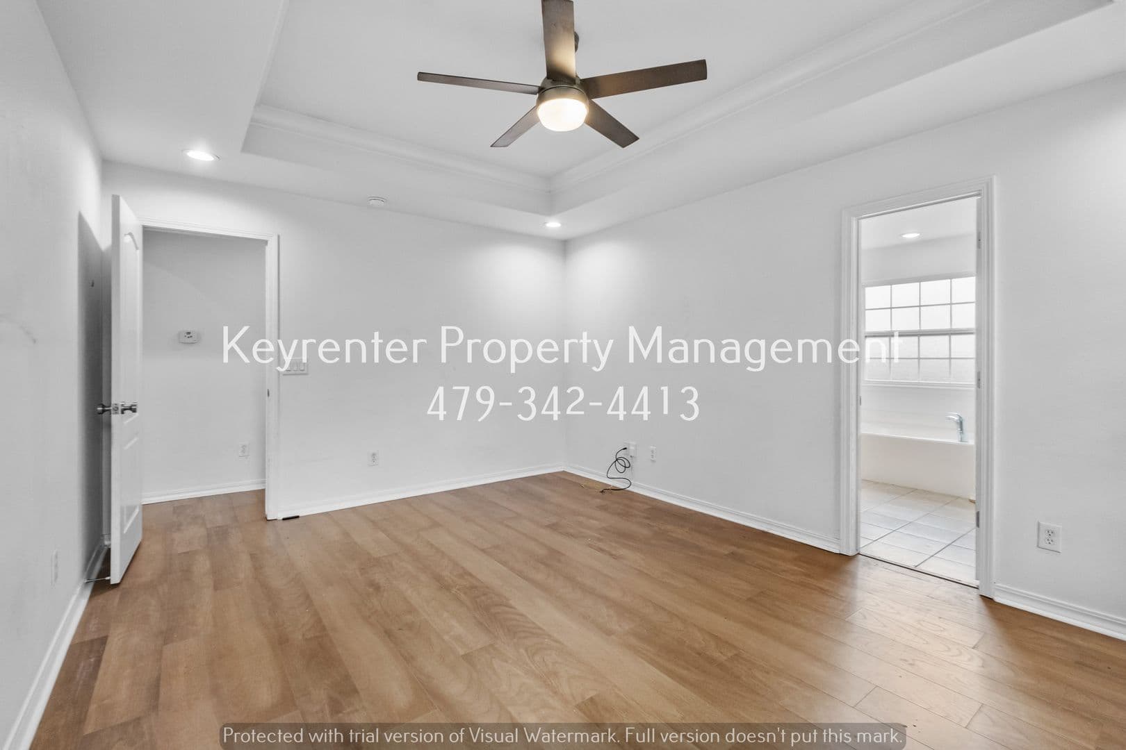 Bentonville House: 3703 Surrey Ave