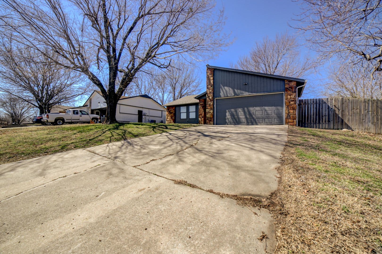 Glenpool House: 14628 S Xenophon Ave