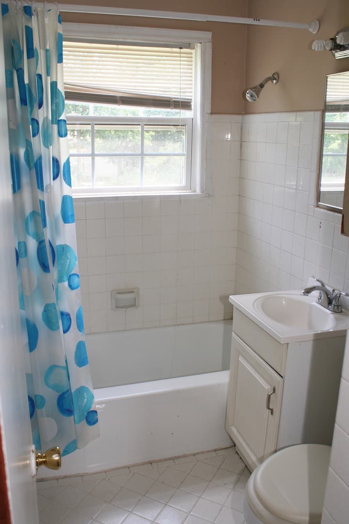 Tulsa House: 150 W 50th Pl N