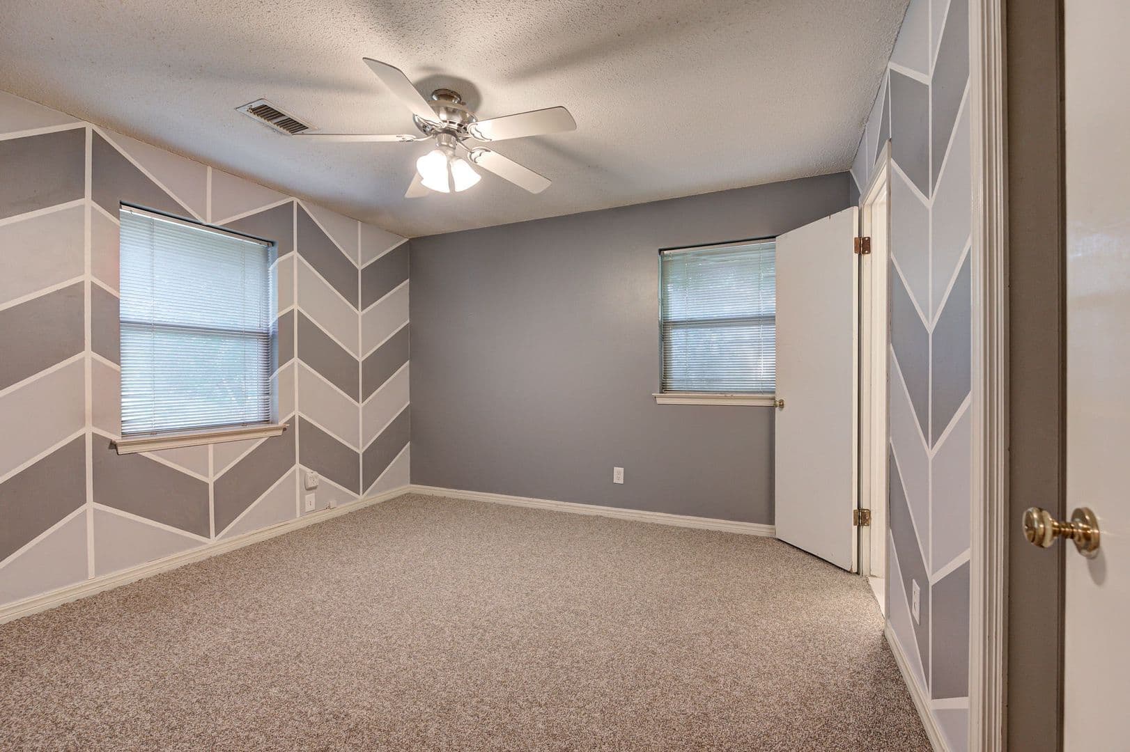 Oklahoma City House: 6004 NW 27th St