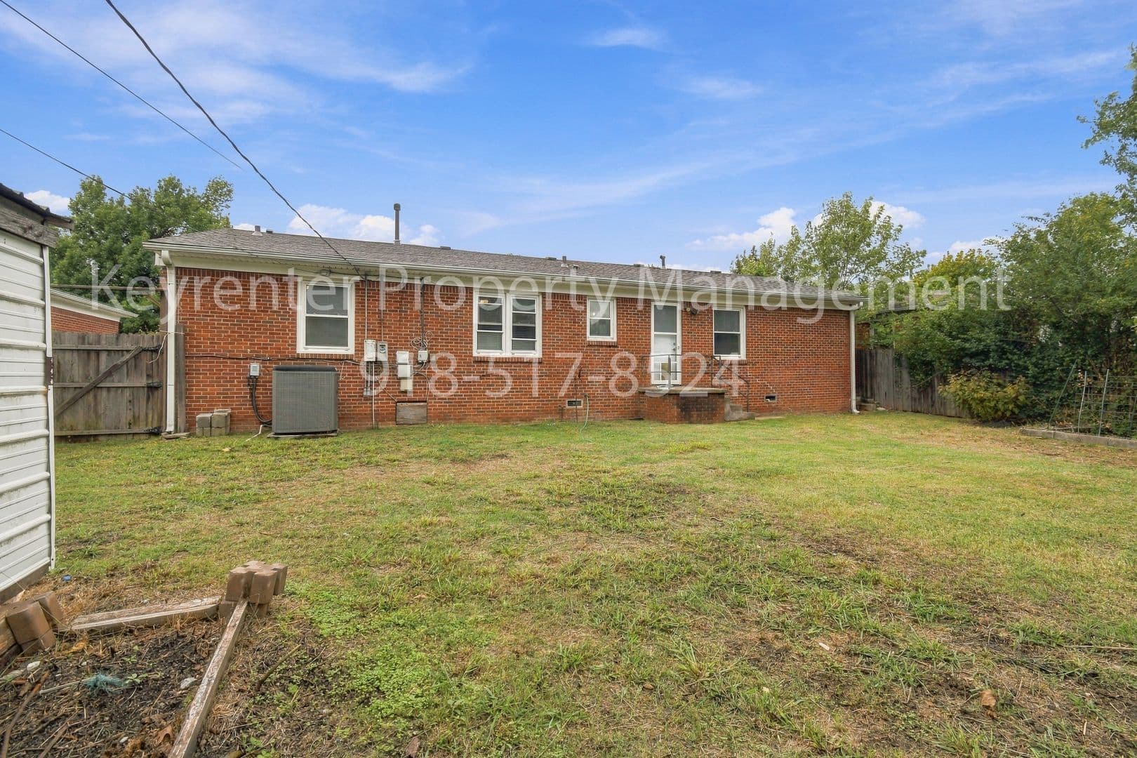 Tulsa House: 2509 S Irvington Ave