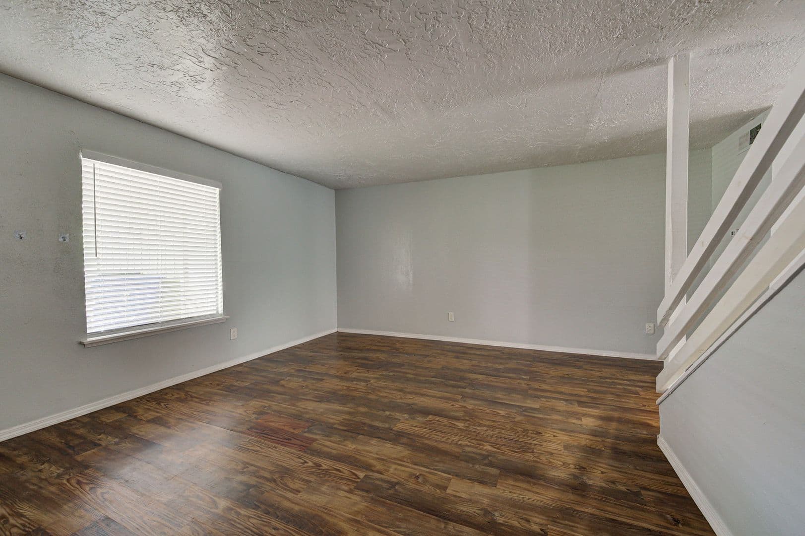 Norman Multiplex: 1709 Beaumont Dr