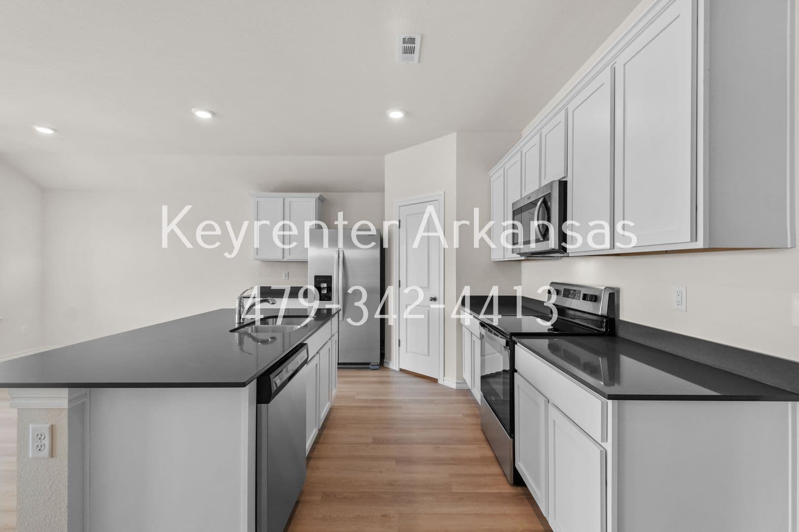 Gentry House: 1317 Bates St