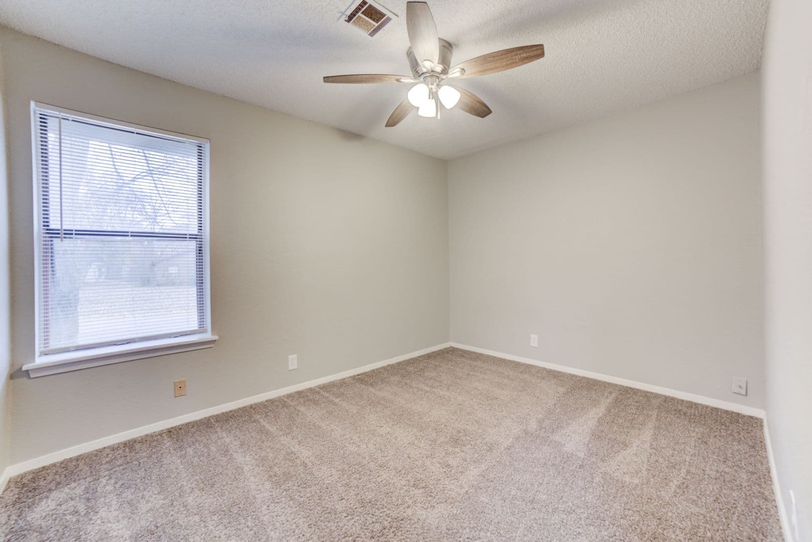 Tulsa House: 9302 S 90th E Ave
