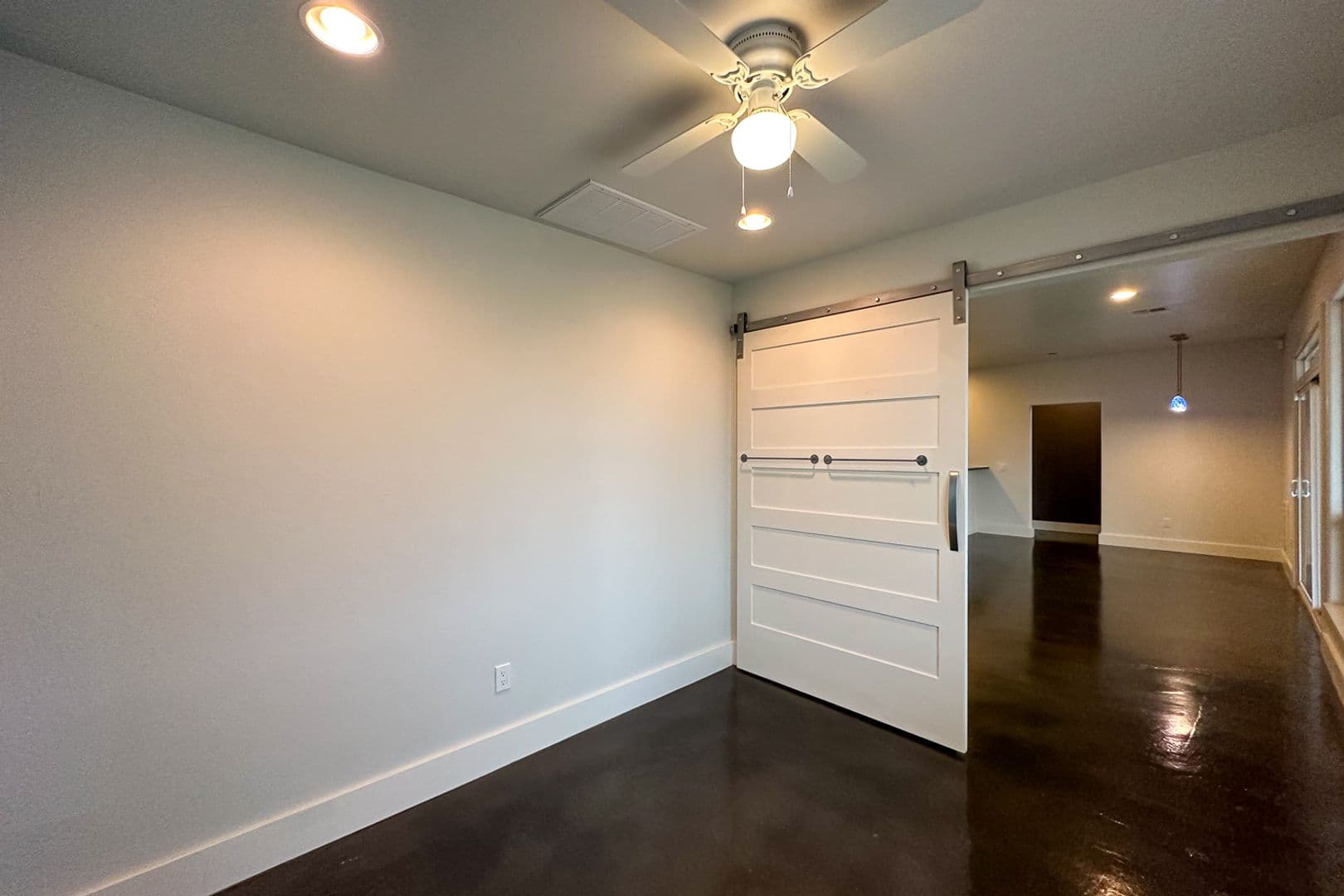 Moore House: 1208 Penn Ln