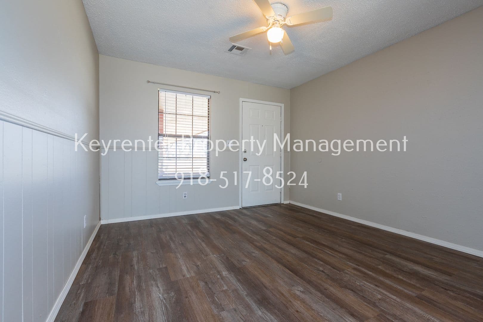 Claremore Apartment: 1421 W Lillian St