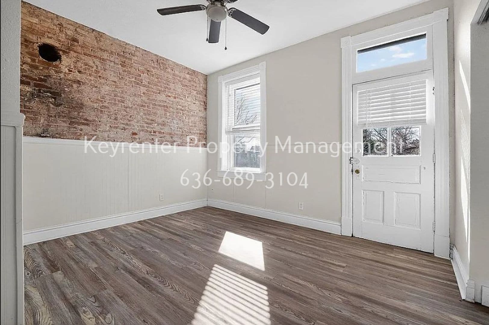 Saint Louis House: 2918 Sidney St