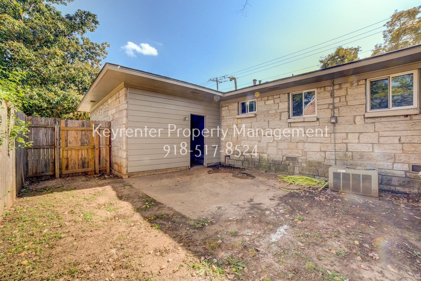 Tulsa House: 5548 S Owasso Ave