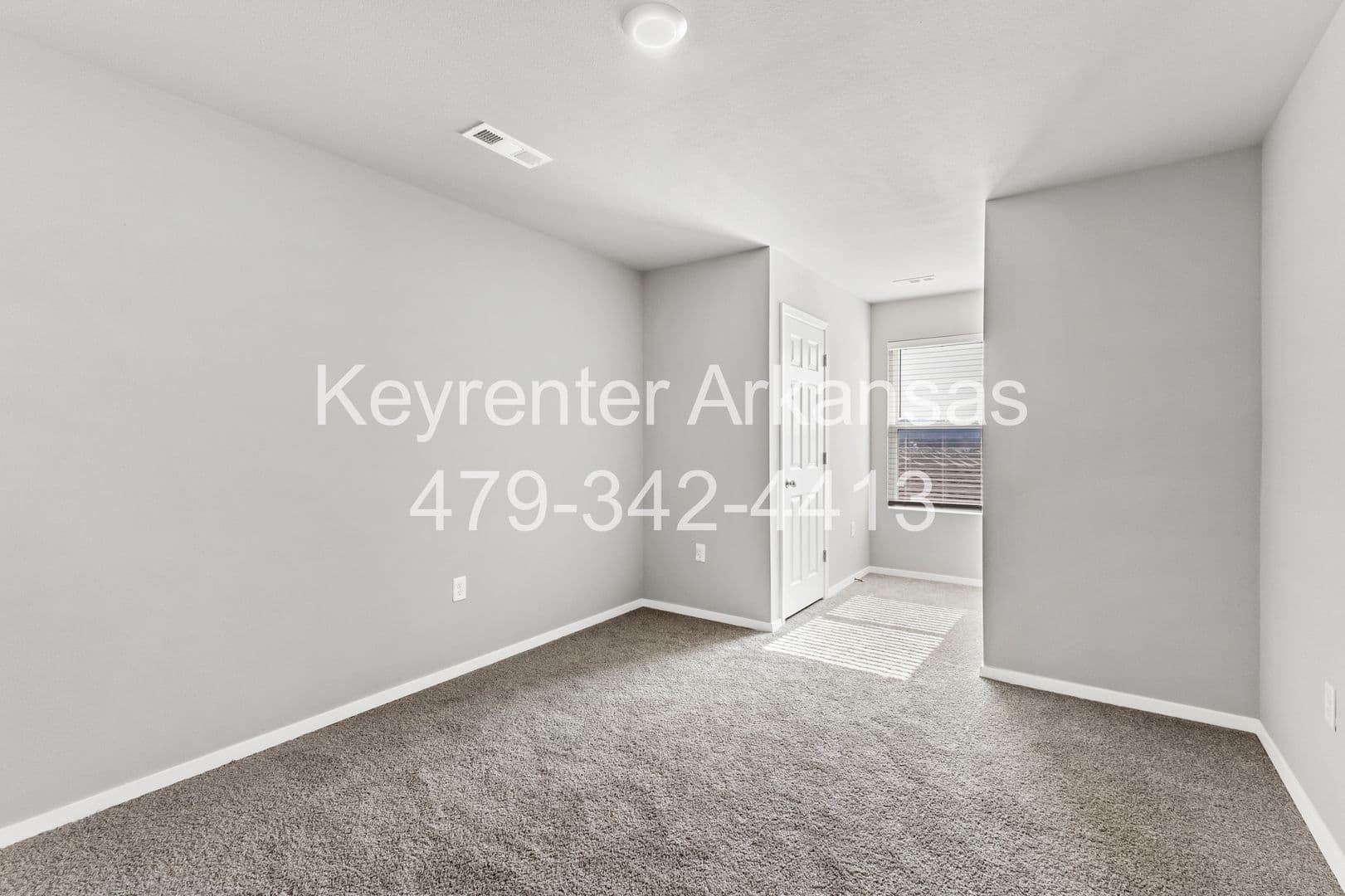 Fayetteville House: 920 S Morningside Dr
