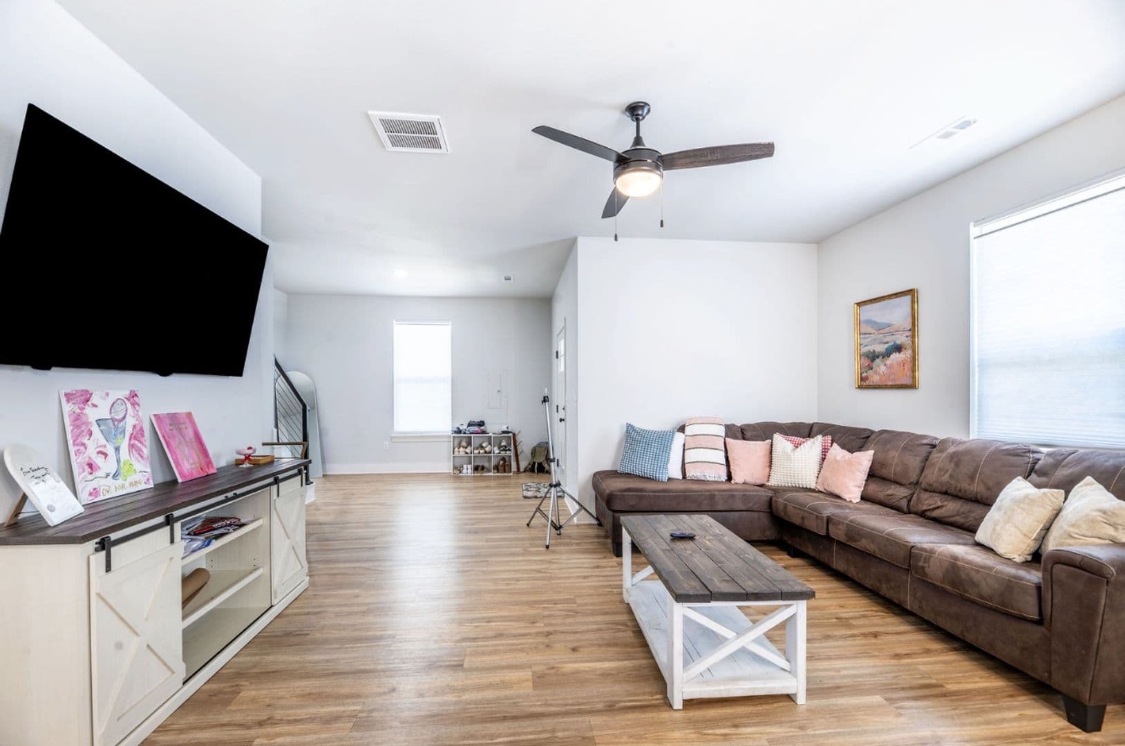 Fayetteville House: 3080 W Salida Lane