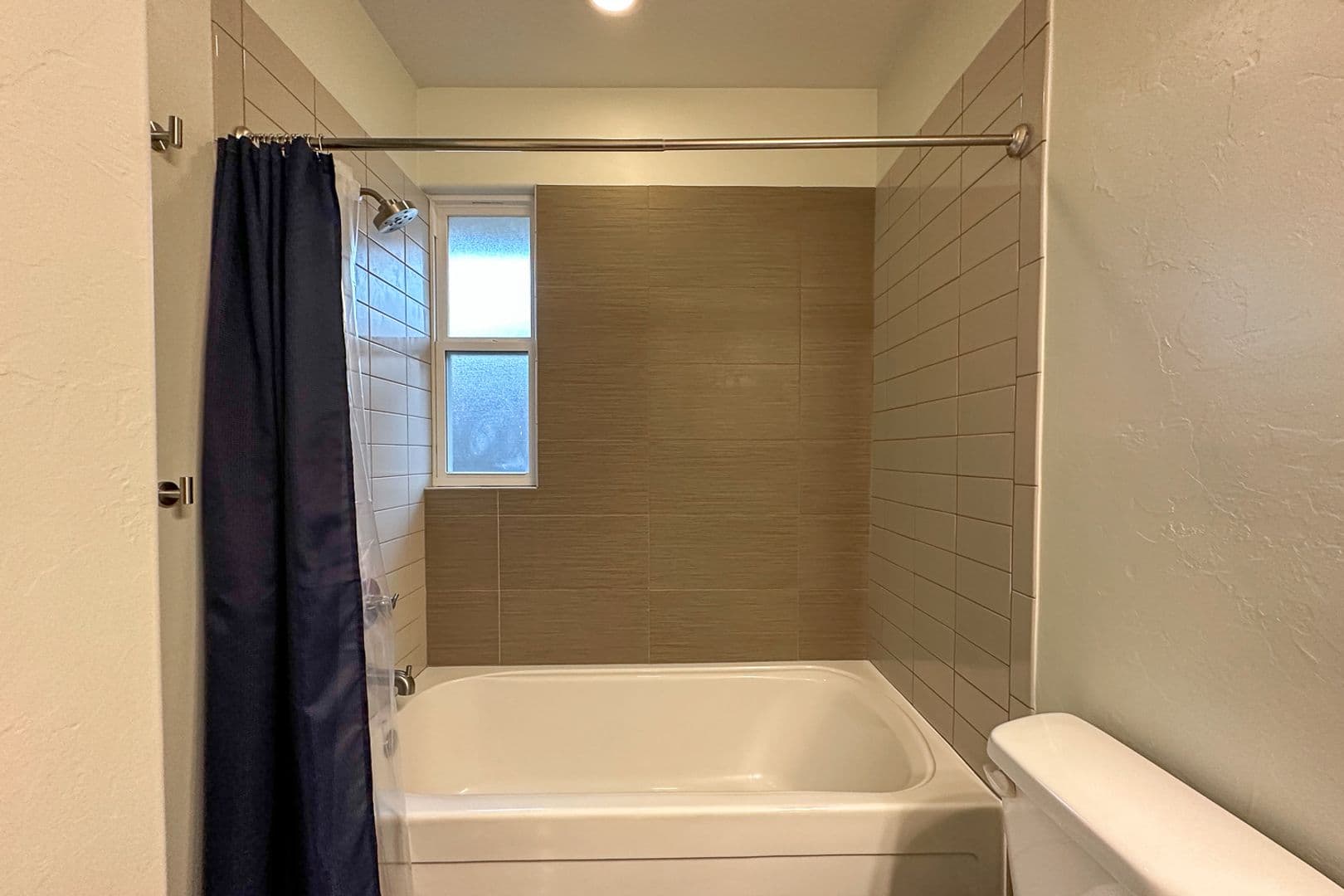 Moore House: 1208 Penn Ln