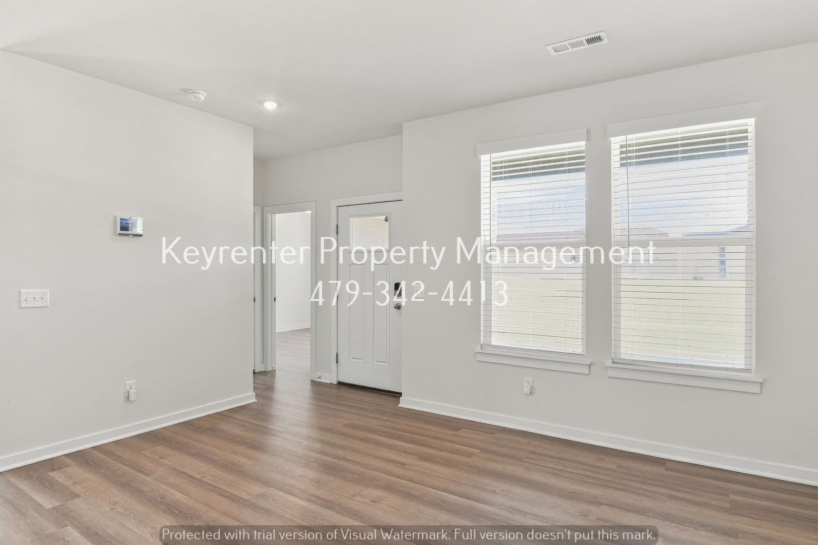 Fayetteville House: 4802 W Planetree St