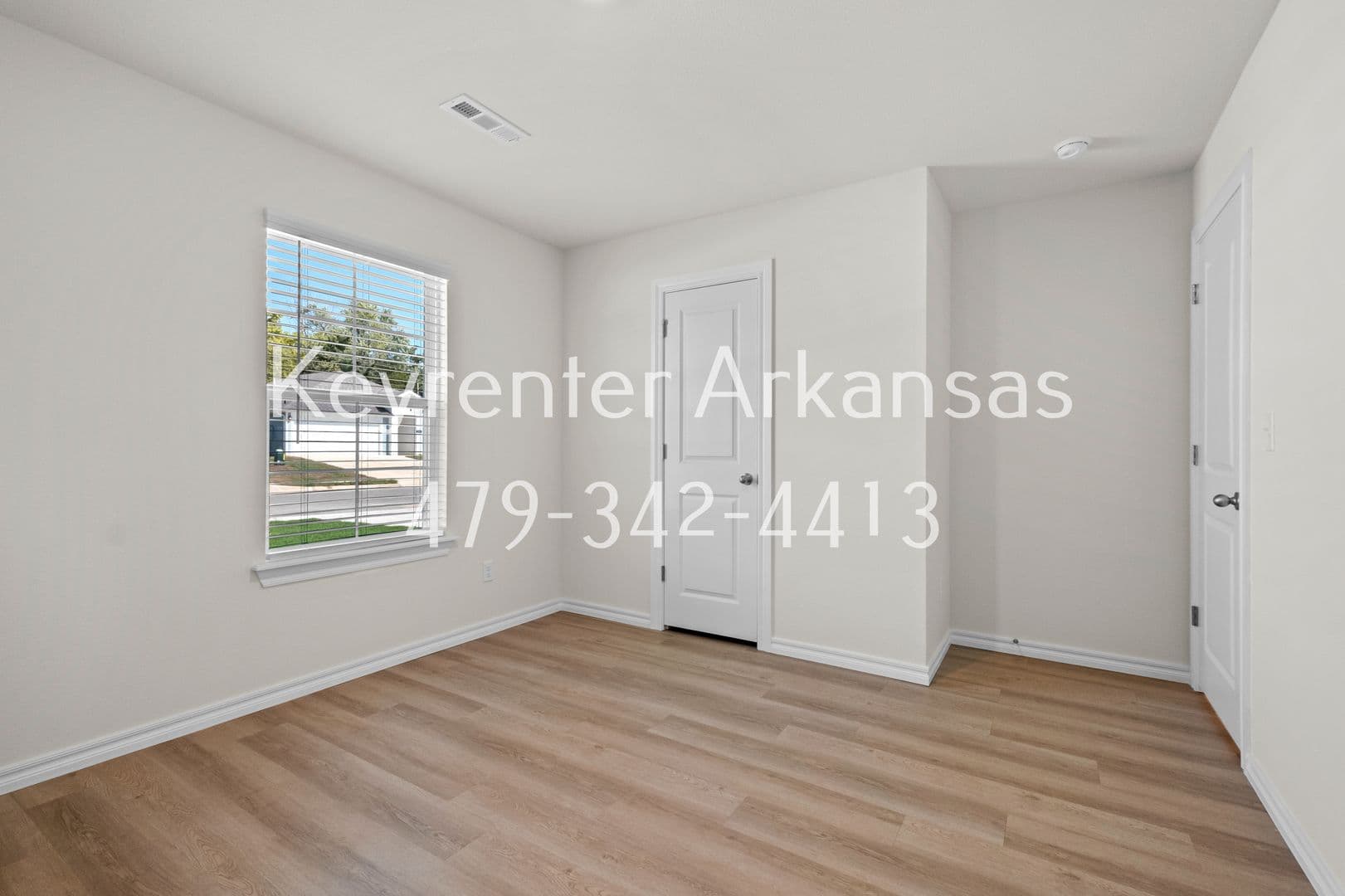 Gentry House: 1317 Bates St