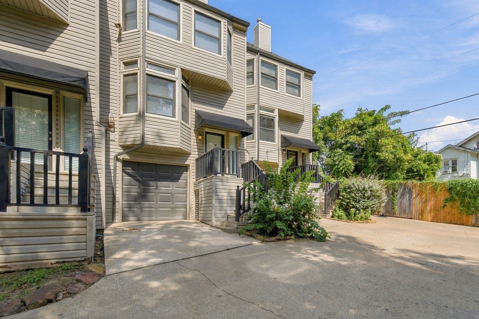 Tulsa House: 1225 S Lawton Ave