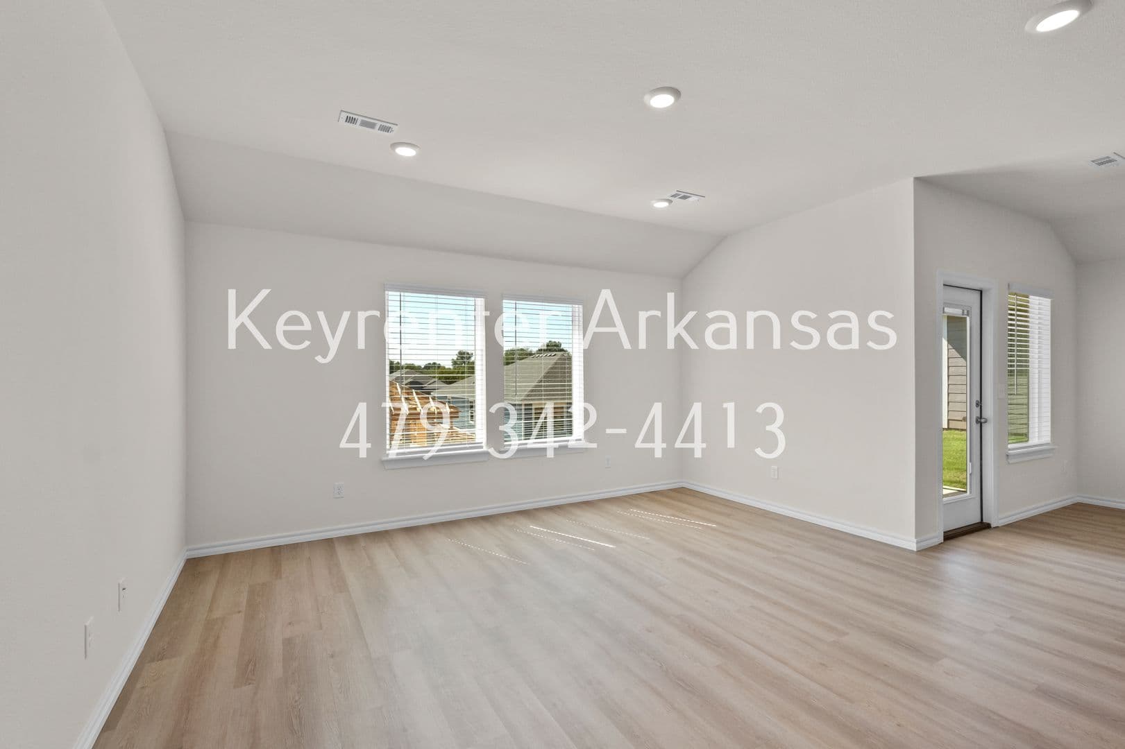 Gentry House: 1317 Bates St
