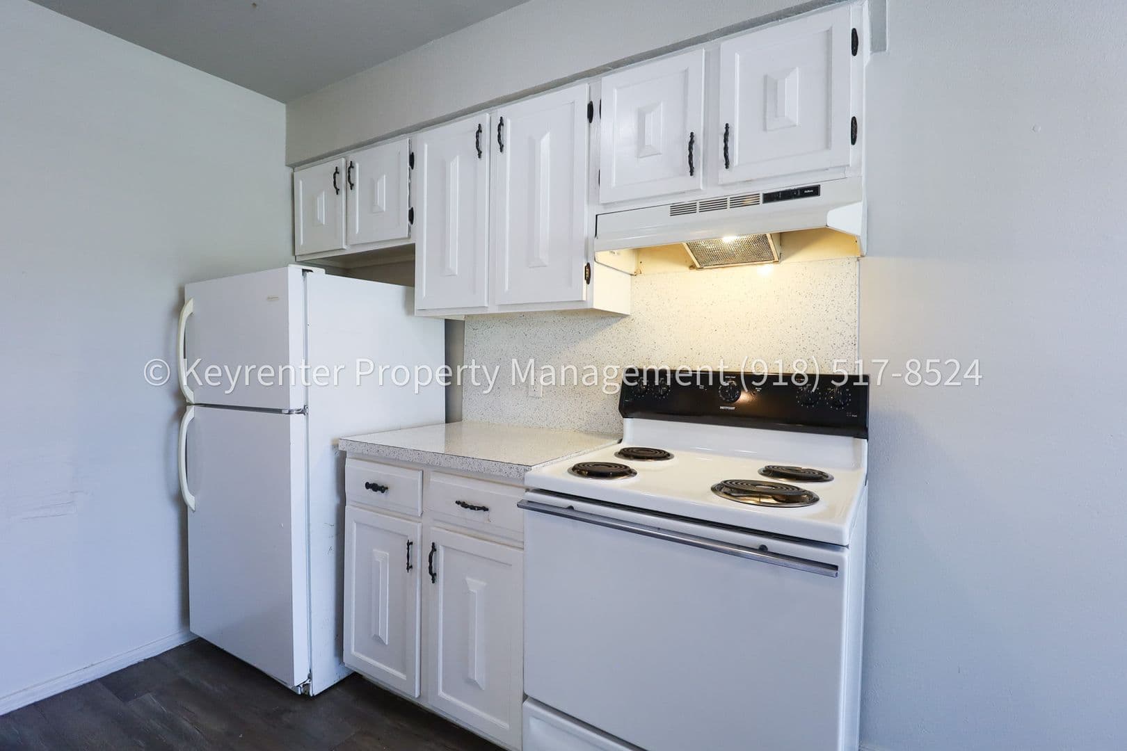 Tulsa House: 4318 E 67th St #571