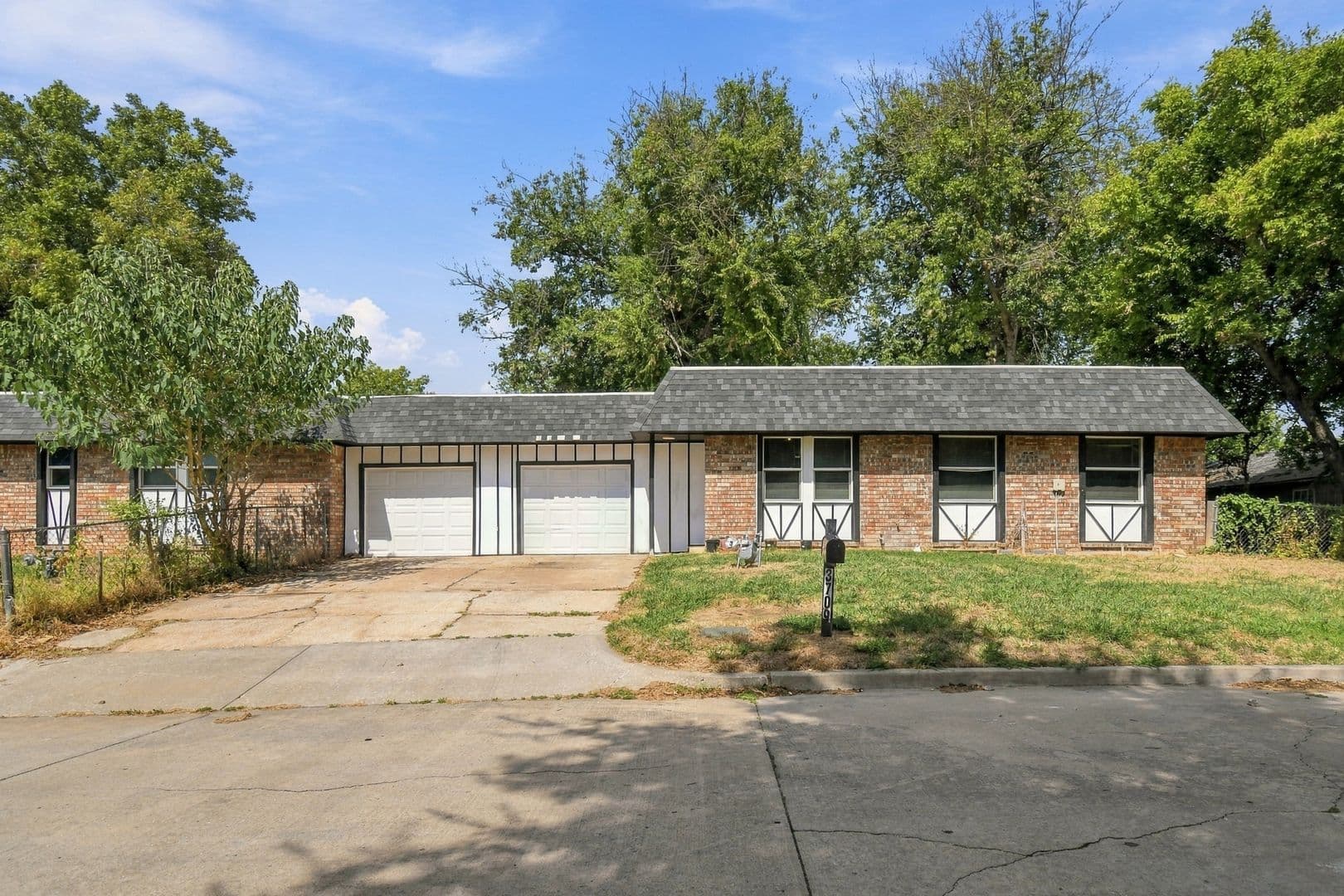 Tulsa House: 3709 E 27th Pl