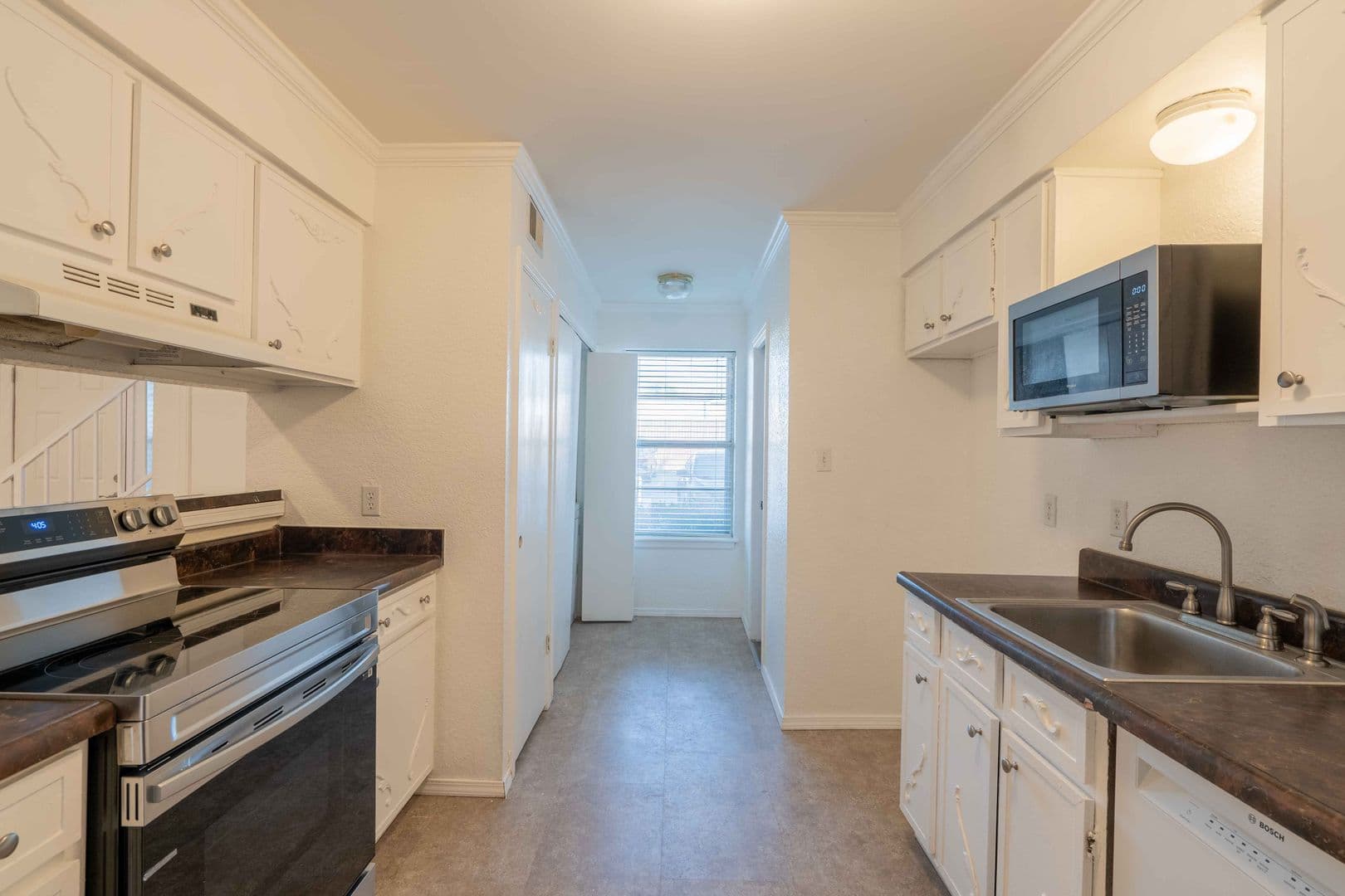Tulsa House: 2220 E 66th Pl Unit #1109