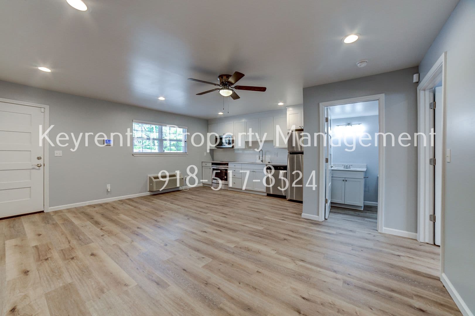Tulsa Apartment: 2432 E 10th St