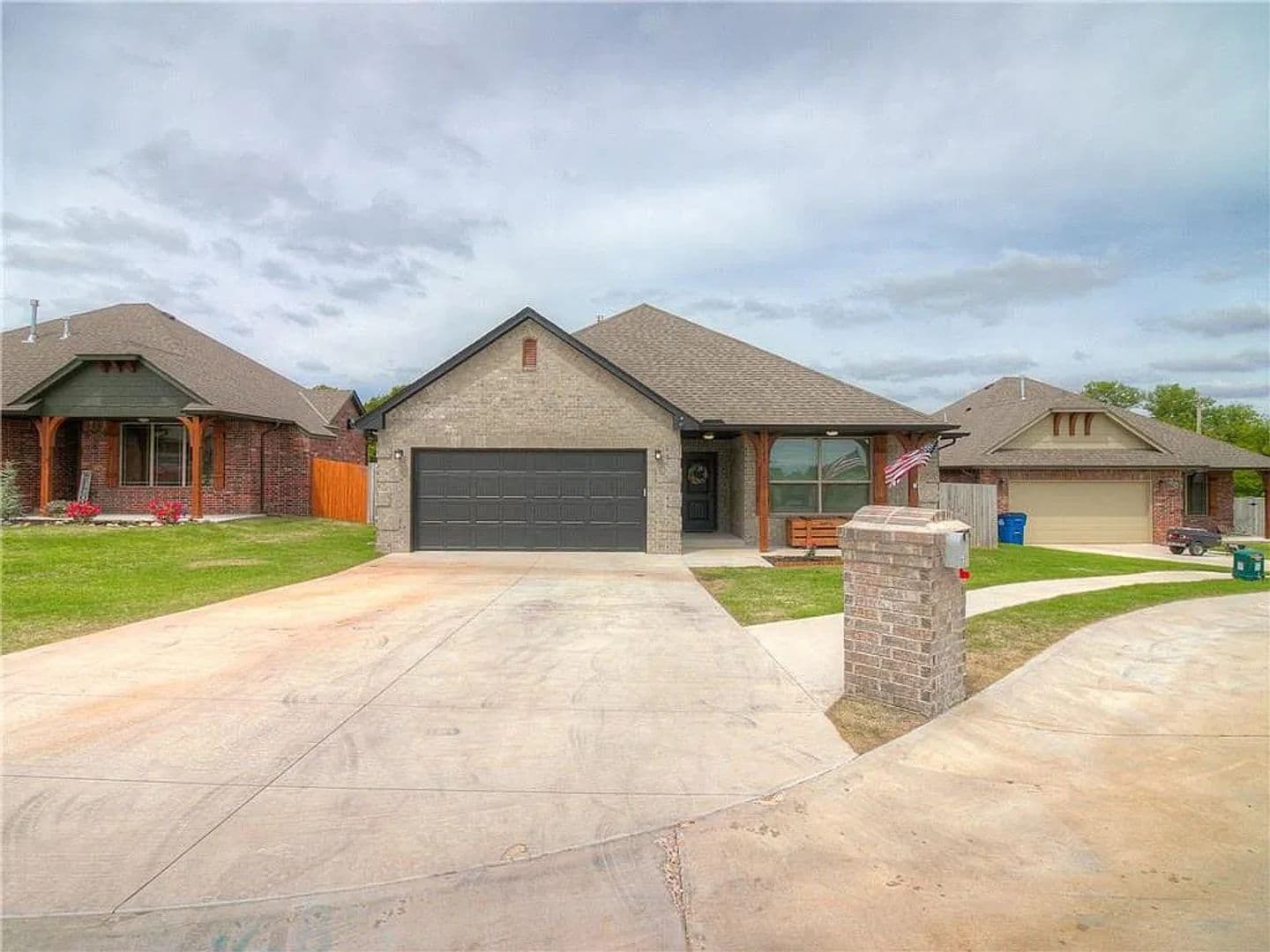 Harrah House: 209 Timber Ln