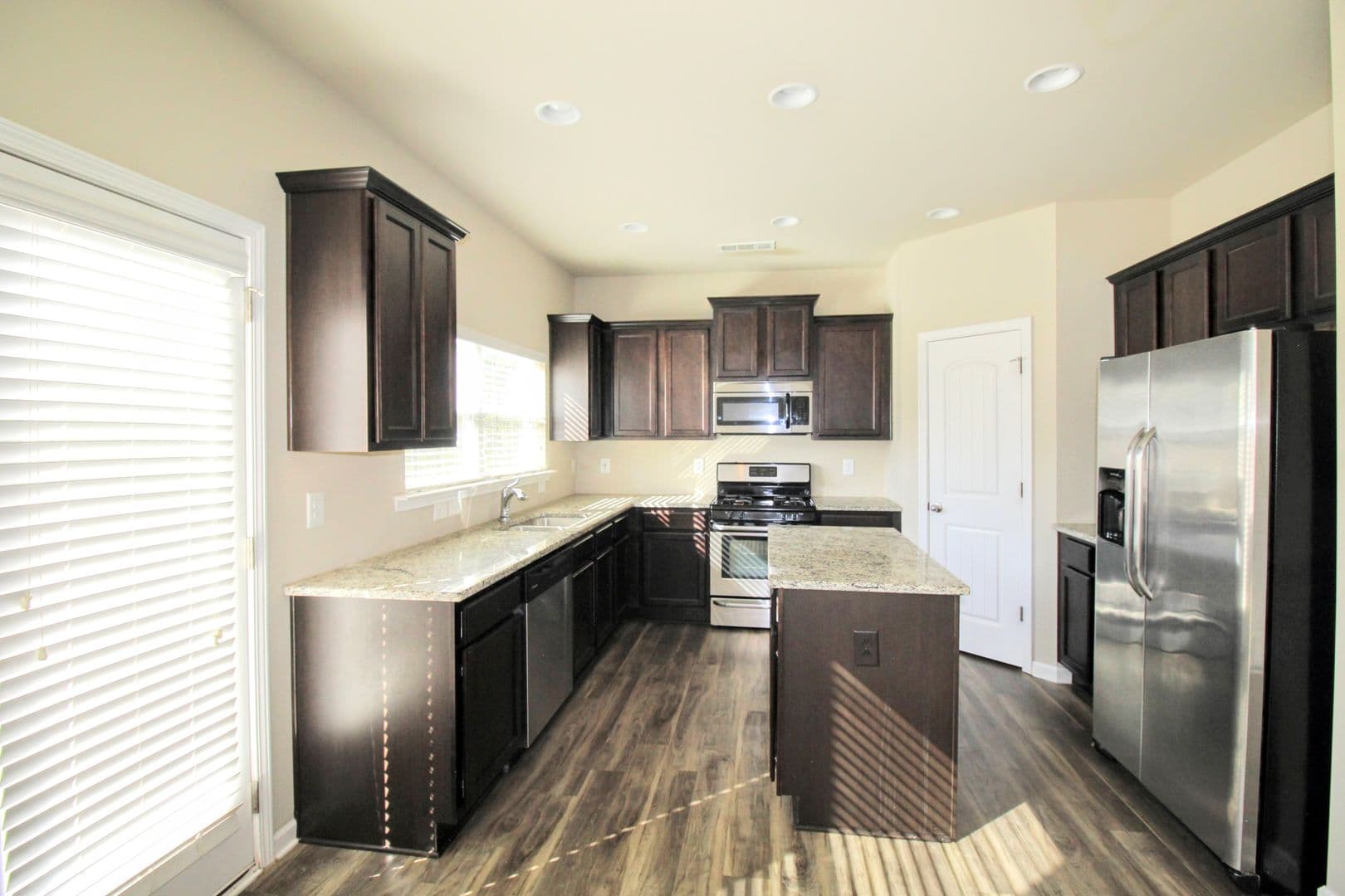 Dallas House: 12 Crown Dr