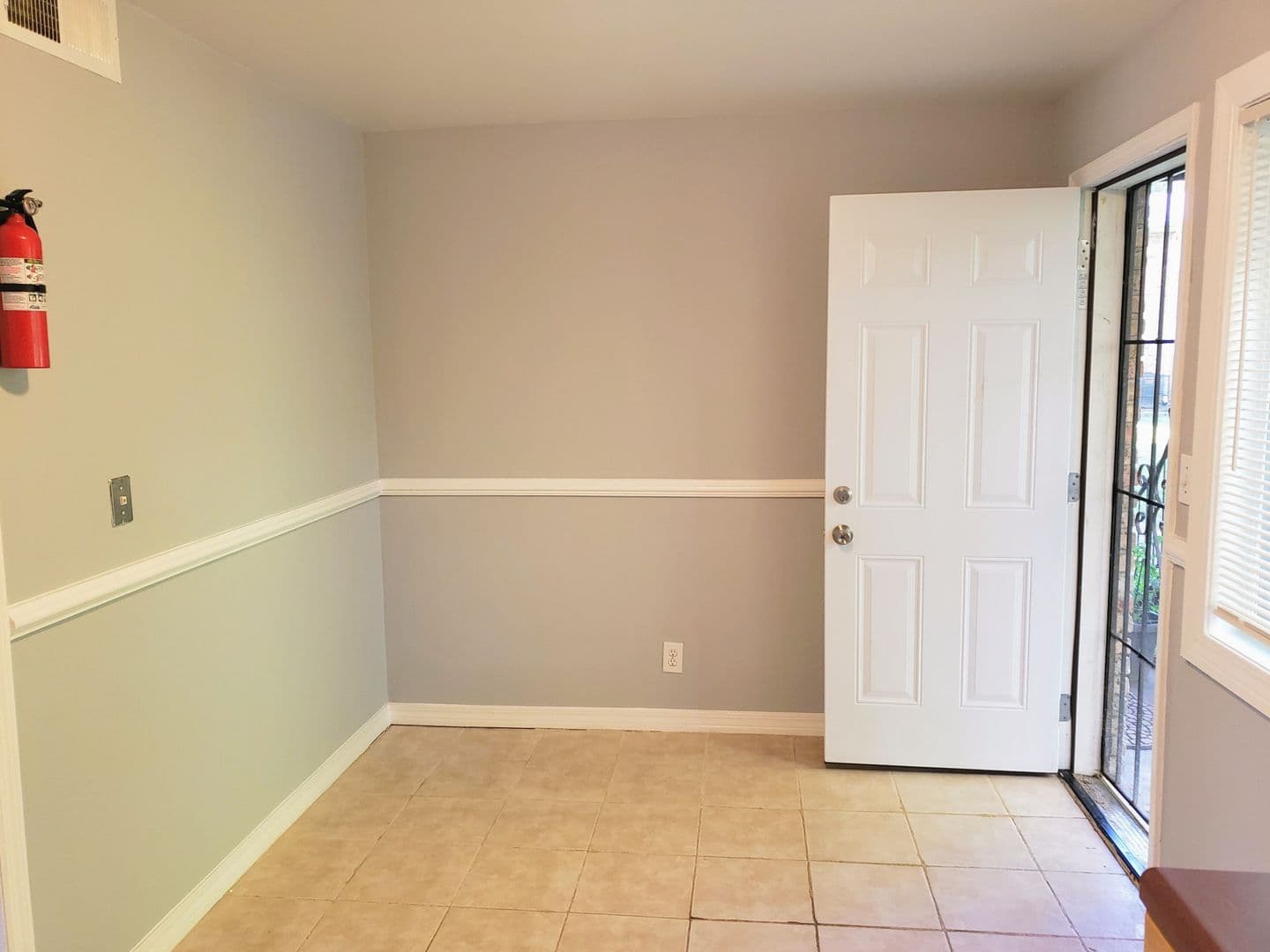 Decatur Apartment: 1596 Line Circle