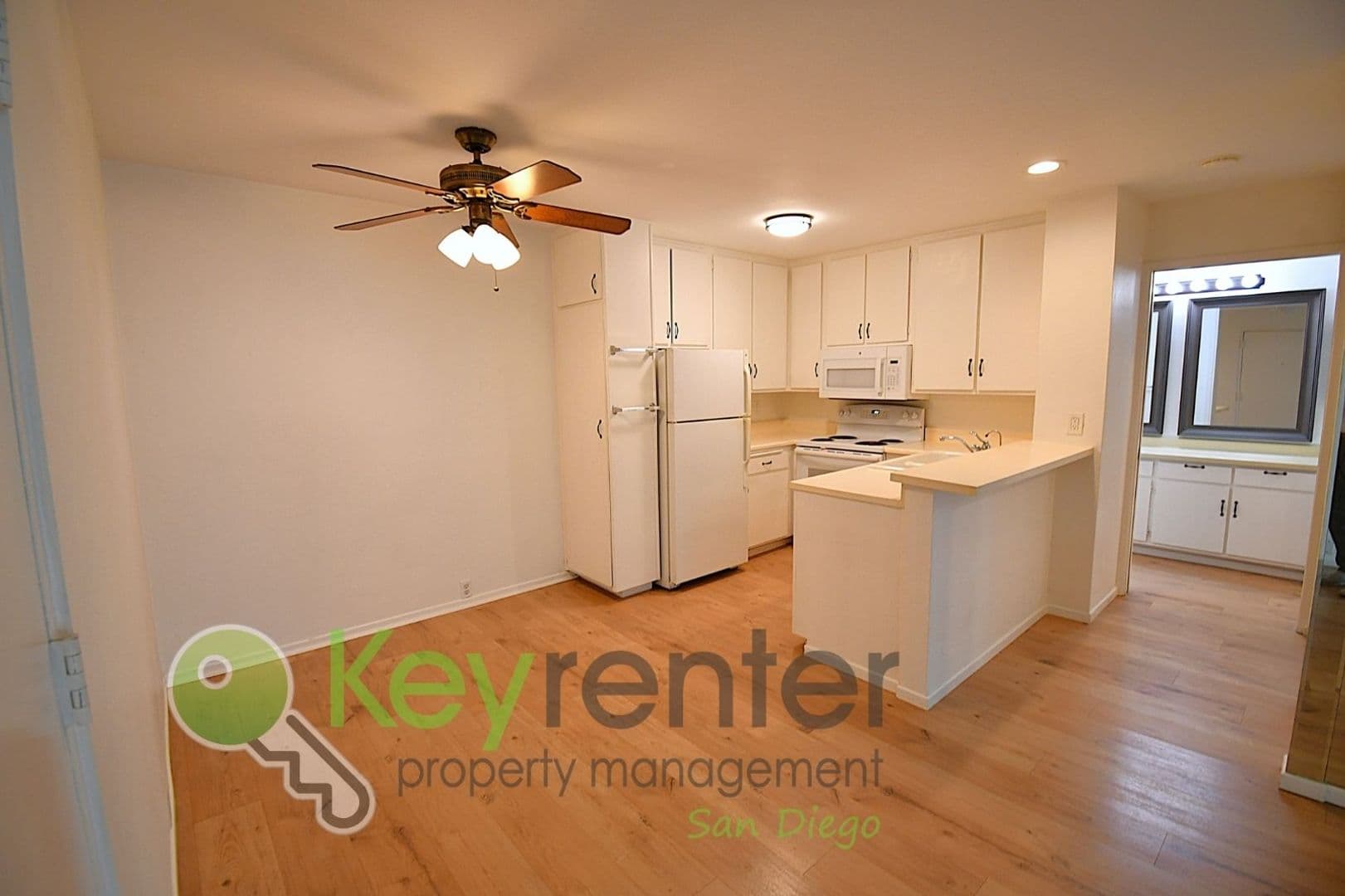 San Diego Condo: 1775 Diamond St