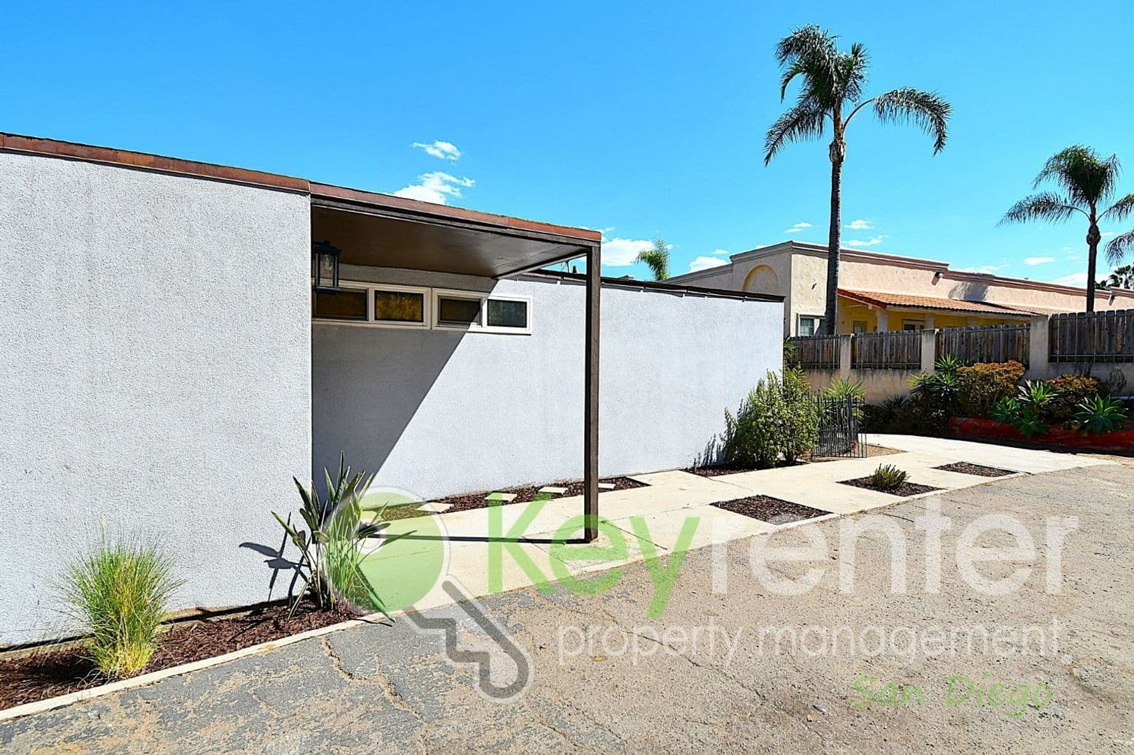 Vista House: 211 Civic Center Dr