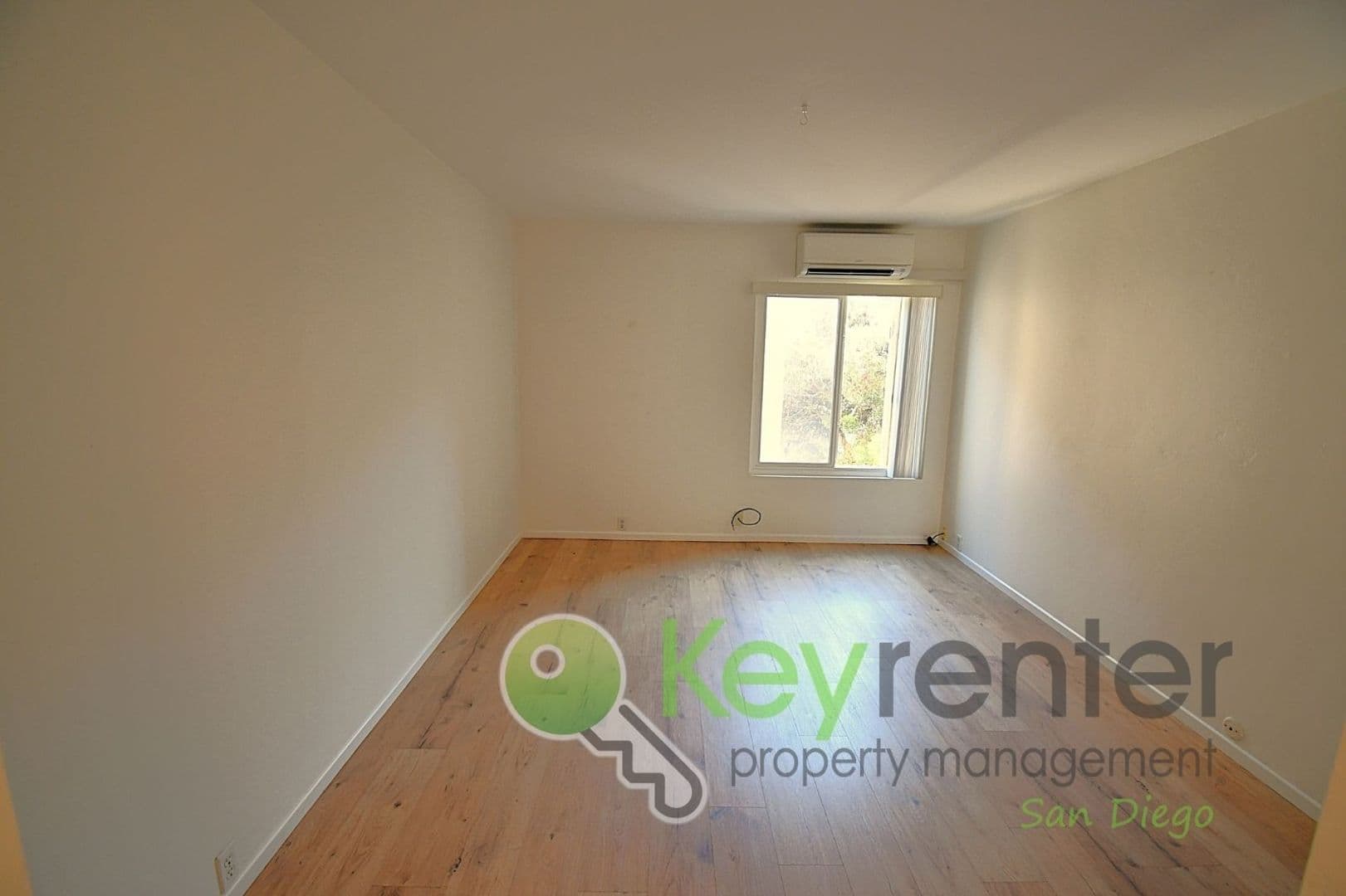San Diego Condo: 1775 Diamond St