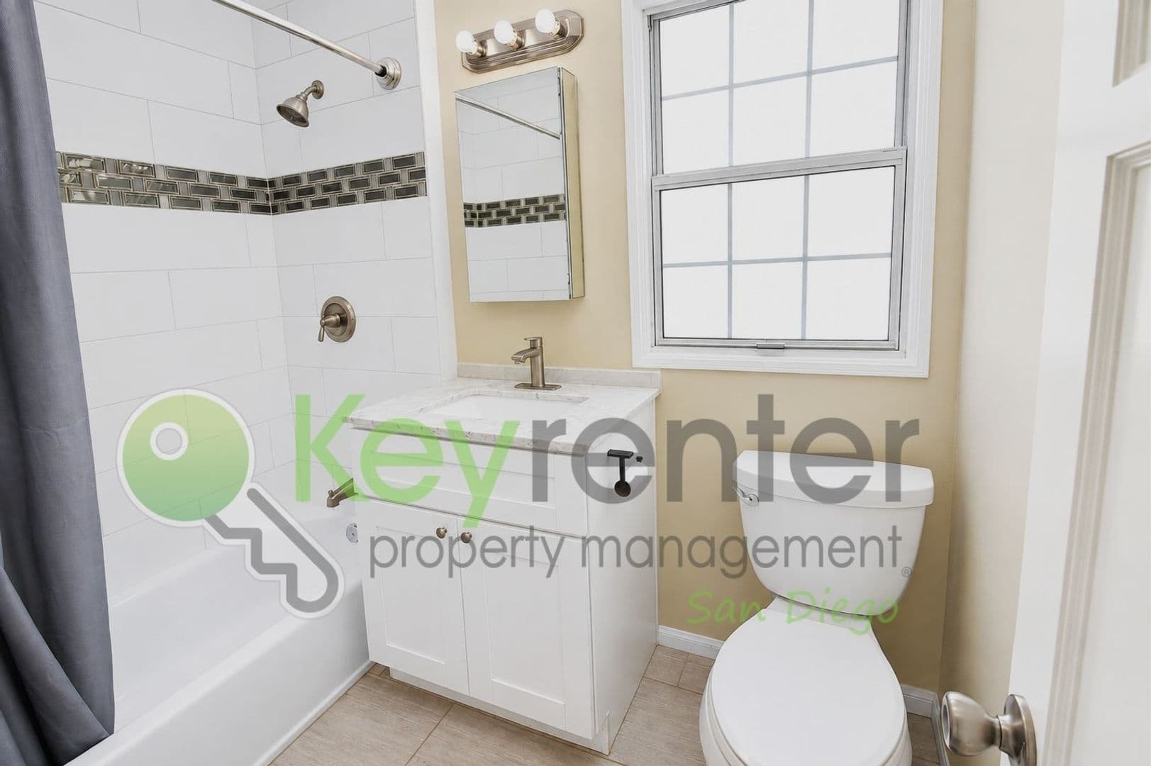 San Diego House: 4517 55th St