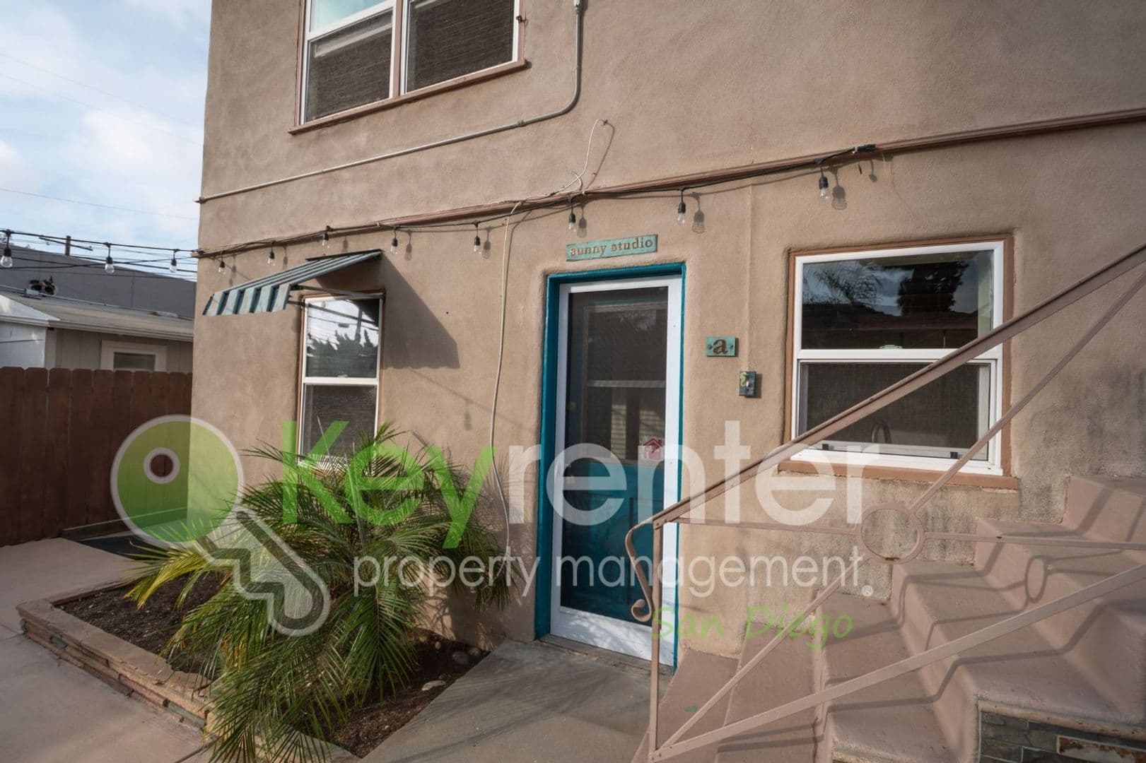Oceanside House: 620-A N. Nevada St