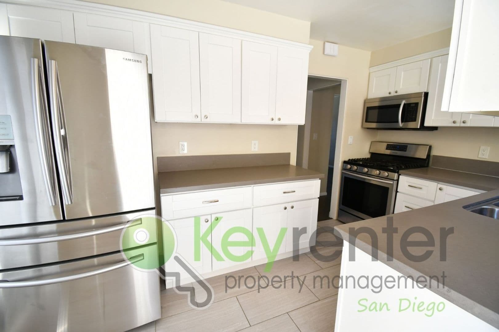 San Diego House: 4517 55th St