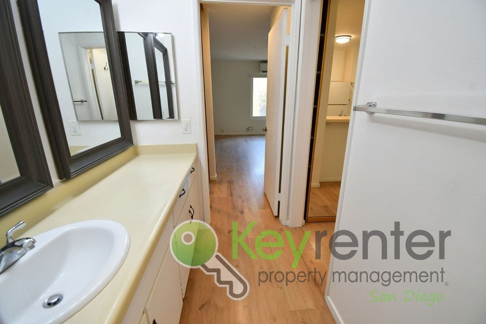 San Diego Condo: 1775 Diamond St