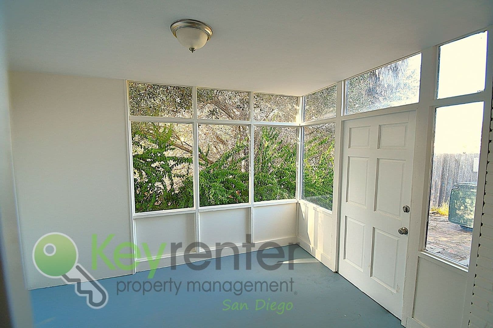 Vista House: 211 Civic Center Dr
