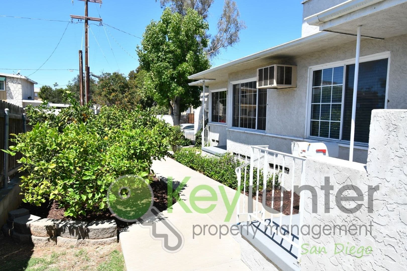 San Diego House: 4517 55th St