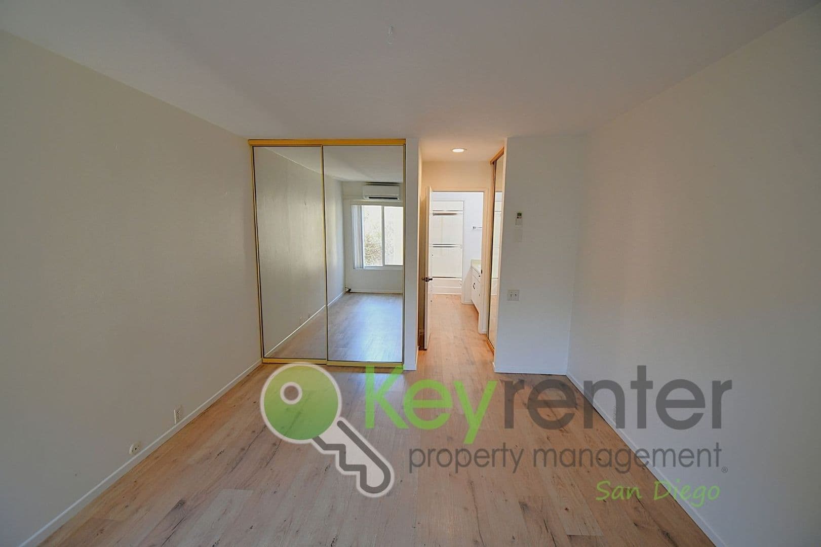 San Diego Condo: 1775 Diamond St