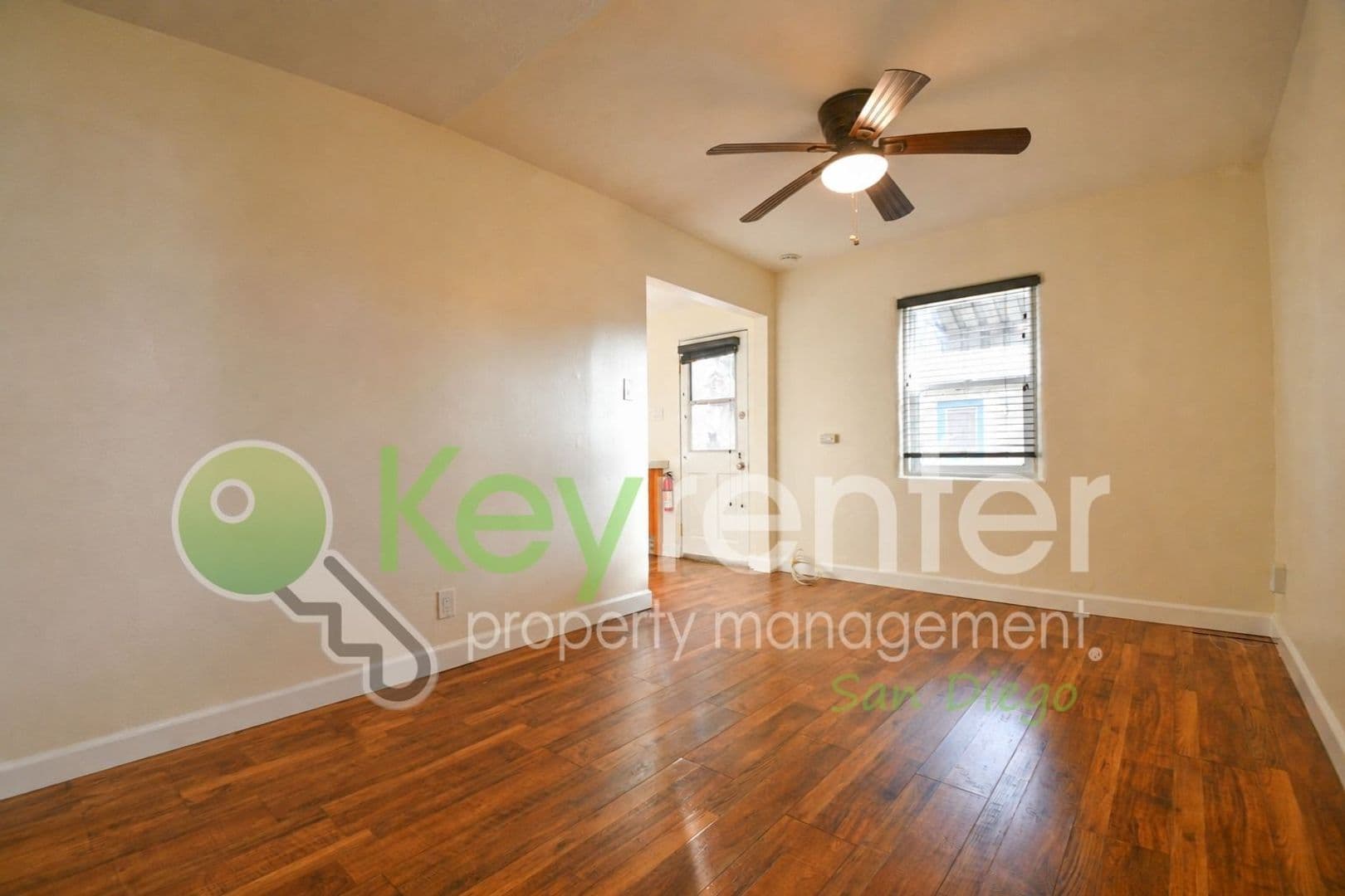 Oceanside House: 620-A N. Nevada St