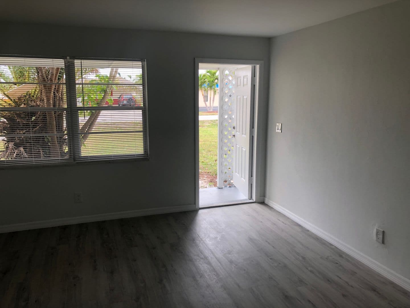 Cape Coral Apartment: 4825 Tudor Drive
